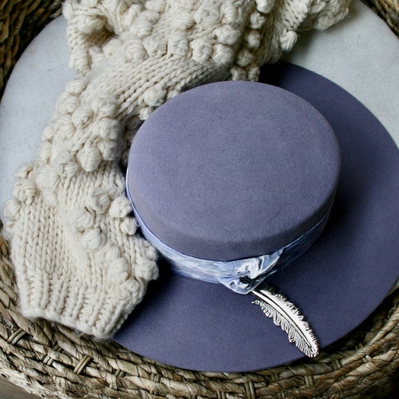 VIIOLETA WOOL HAT - Picture 1 of 14